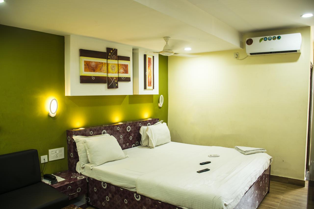 Hotel Platinum Calcuta Exterior foto
